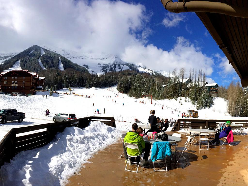 The Griz Inn By Park Vacation Management Fernie Eksteriør billede